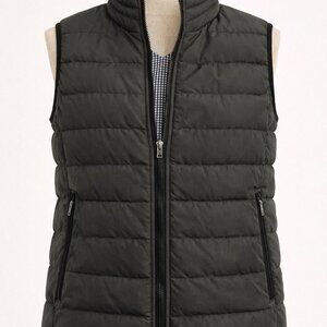 Men Puffy Vests Medium